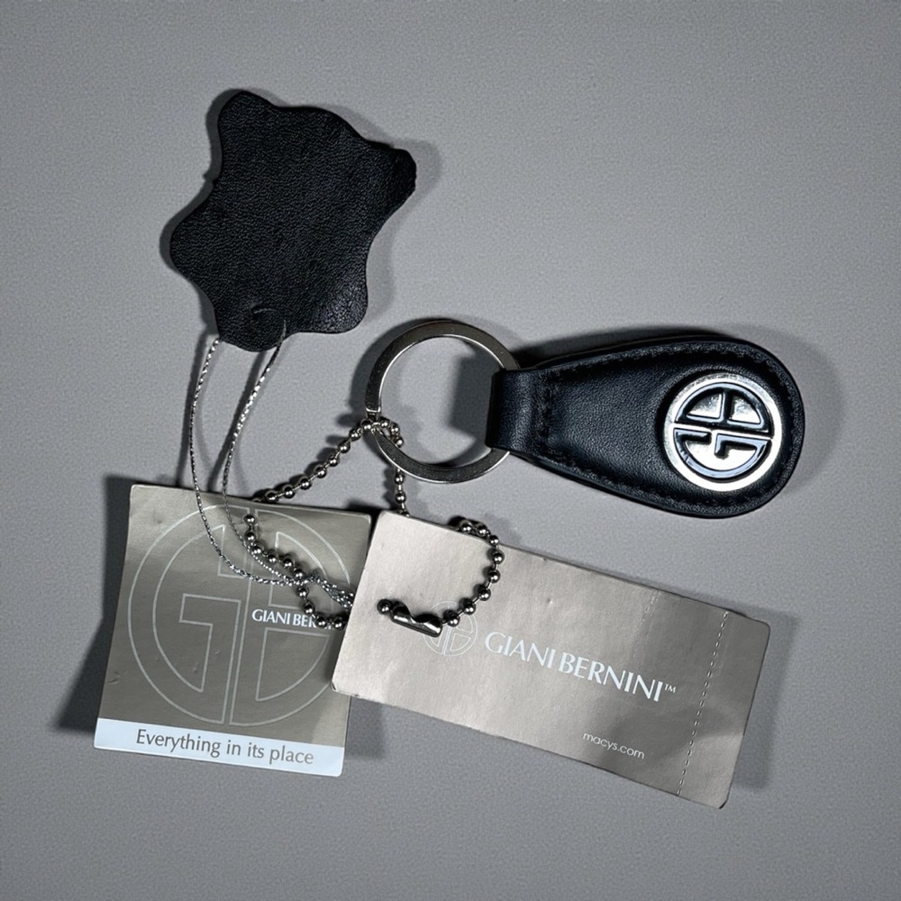 NWT GIANI BERNINI Black Nappa Leather Key Ring